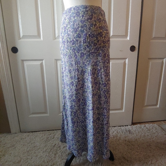 2 Cotton On Women's Floral Print Maxi Skirts Both Size Women's Small - Picture 2 of 8